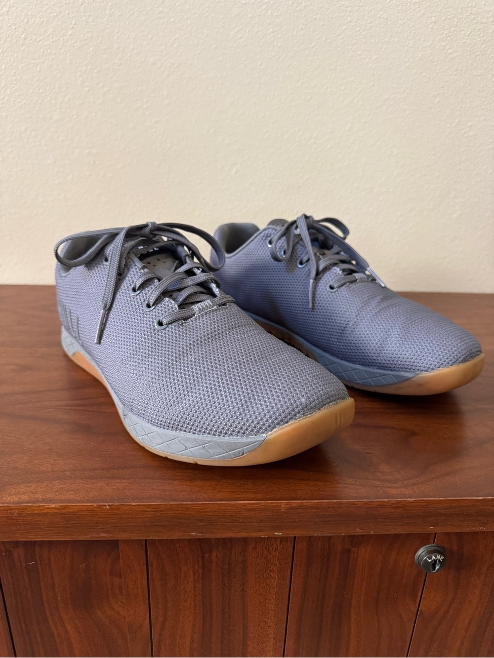 NOBULL Outwork Edge Men’s Dark Gray Gum Training Trainer Shoes 12.5